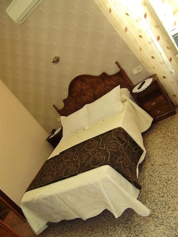 Hostal Miguel Angel Madrid Bagian luar foto